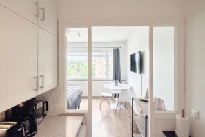 2 chambres, fer et planche à repasser, Wi-Fi gratuit, draps fournis