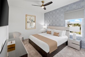 5 habitaciones, tabla de planchar con plancha, cuna de viaje y wifi 