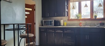 Cozy, king and queen bed Indiana home!