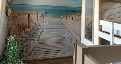 Small cocooning house 88 meters from the beach with garden