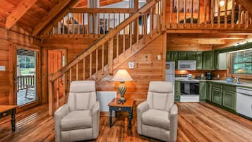 Cabin, 2 Bedrooms | Bahagian dalam