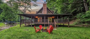 Willow Creek 2 Bedroom Cabin by RedAwning