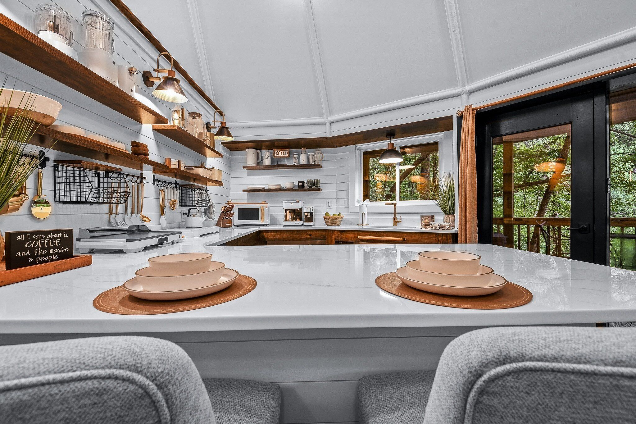 House, 1 Bedroom | Private kitchen | Fridge, oven, coffee/tea maker, toaster