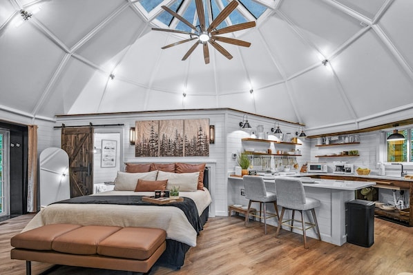 House, 1 Bedroom | 1 bedroom, free WiFi