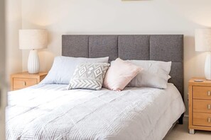 4 bedrooms, Internet