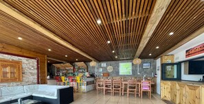 Bar (in der Unterkunft)