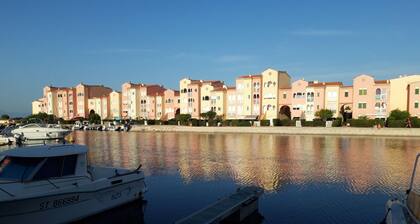 Logement rdc 8 Personnes Avec Ponton Pour Bateau