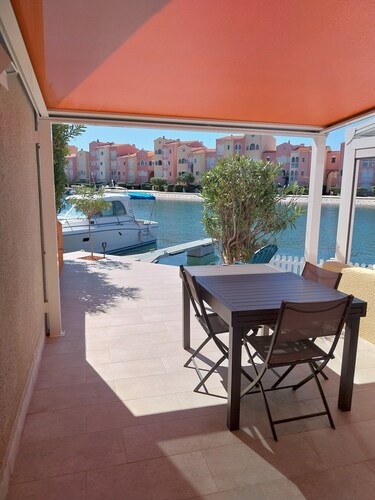 Logement rdc 8 Personnes Avec Ponton Pour Bateau