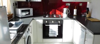 Charming 2 bed house, Perfect base for sightseeing