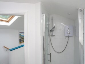 Douche, séchoir à cheveux