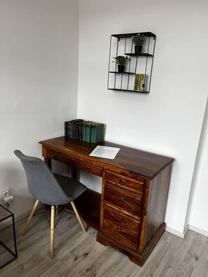 Apartamento, várias camas | 3 quartos, ferros/tábuas de passar roupa, Wi-Fi de cortesia