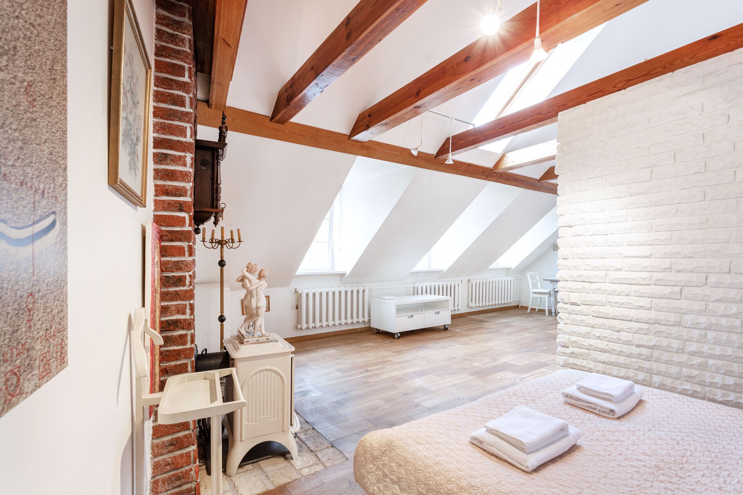 1 dormitorio, tabla de planchar con plancha, wifi gratis y ropa de cama