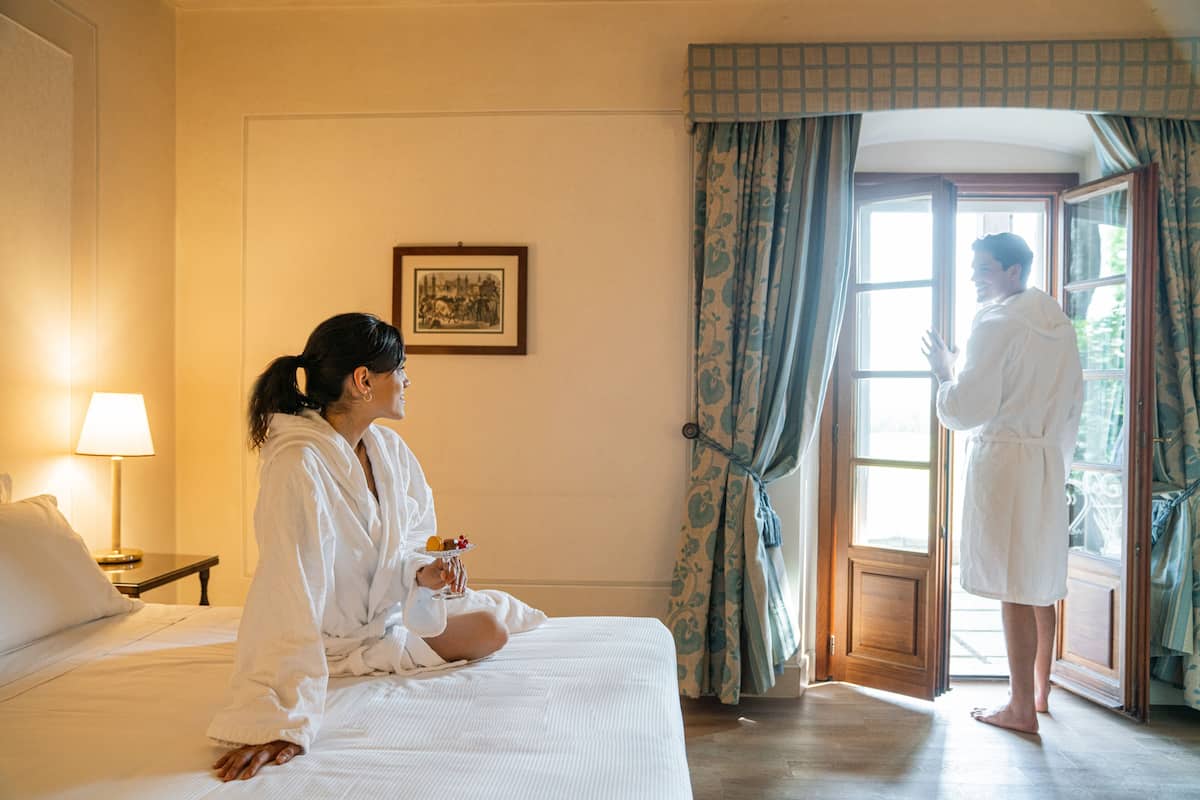 Superior Room | 1 bedroom, minibar, free WiFi, bed sheets
