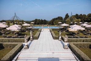 Exterior - QC Grand Hotel Villa Arzaga Garda Spa & Golf (Calvagese della Riviera)