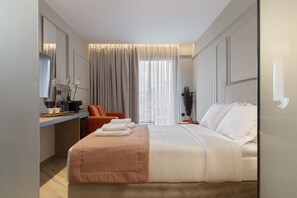 Superior kamer, uitzicht op zee | Lakens van Egyptisch katoen, luxe beddengoed, donzen dekbedden