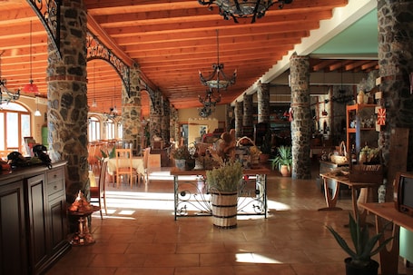 Restaurant. Hotel Tutto