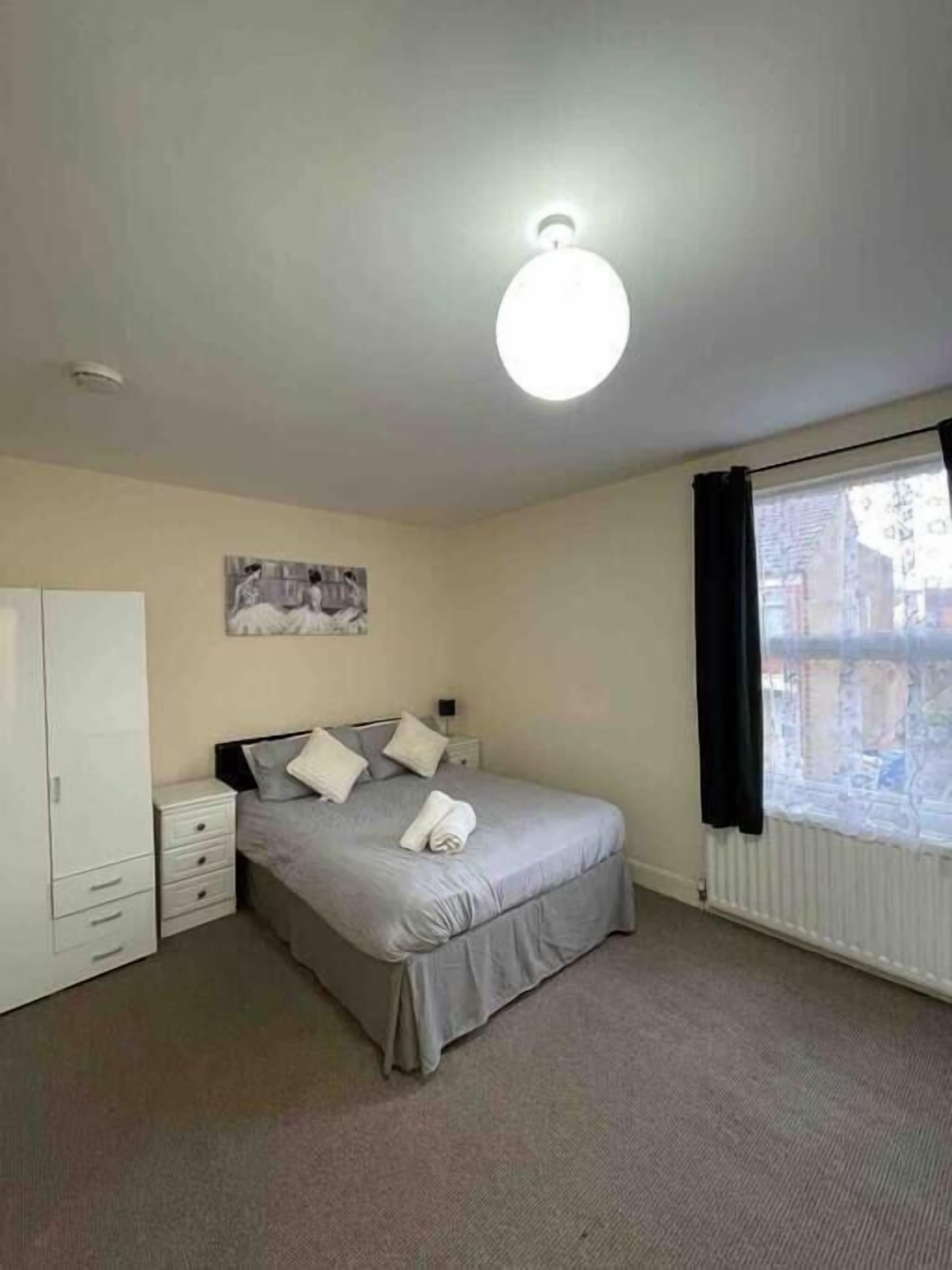 4 bedrooms, free WiFi
