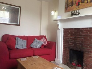TV - Kettering Town Corporate - Isham (Isham)