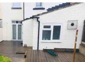 Exterior - Kettering Town Corporate - Newman Street (Northamptonshire)