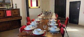 Beautiful Large Farm House Weldon