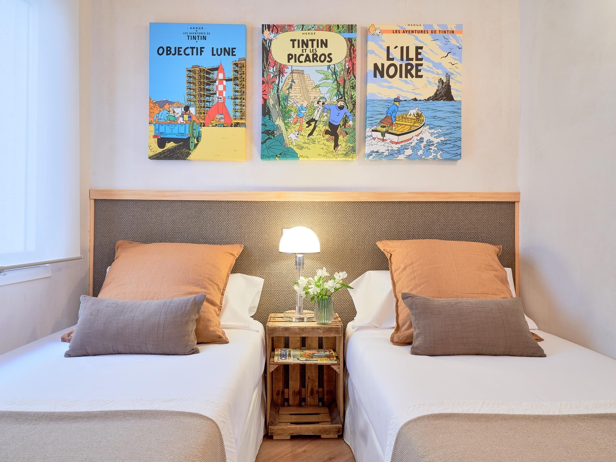 2 slaapkamers, een strijkplank/strijkijzer, internet