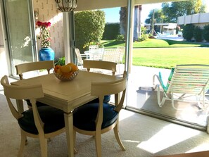 Dining area - Sandpiper: Gorgeous grounds / Walk to high-end dining & shopping on El Paseo! (Palm Desert)