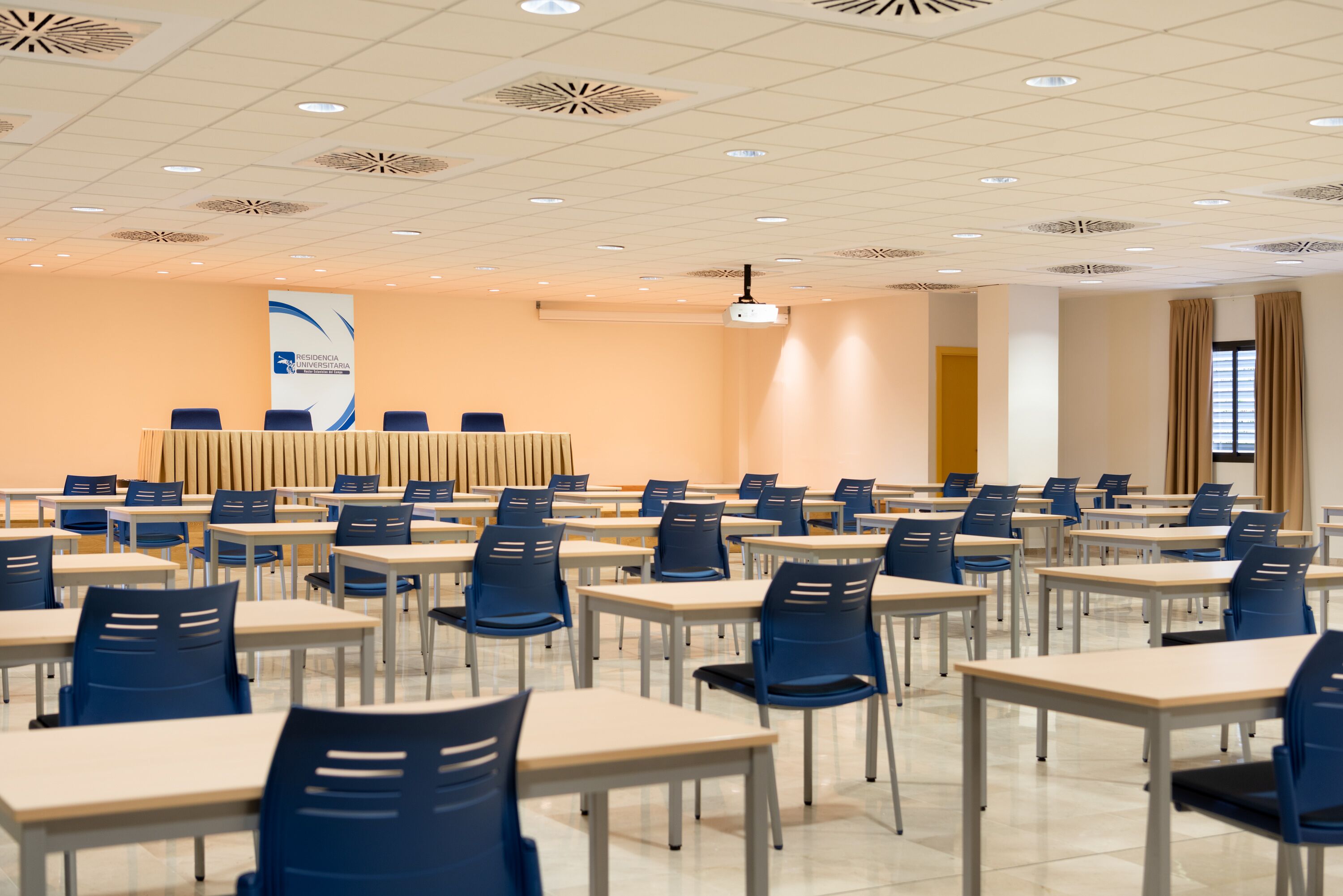 Foto - Micampus Estanislao del Campo, Student Residence