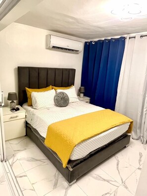 1 bedroom, iron/ironing board, WiFi