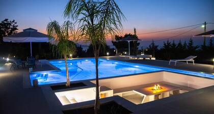 Villa Mediterranean Oasis