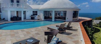 Villa Xanadu with stunning views of Rodney Bay, Pigeon Island and Martinique