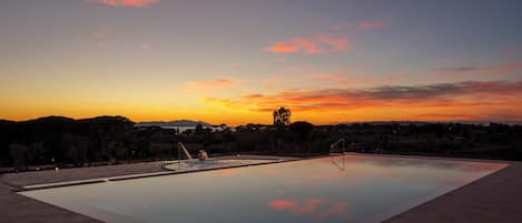 Seasonal outdoor pool