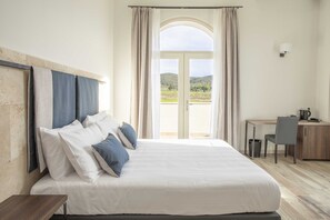 Suite | Pemandangan dari bilik