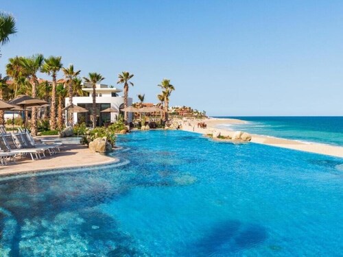 High Class Ocean Front View at Villa La Valencia Los Cabos