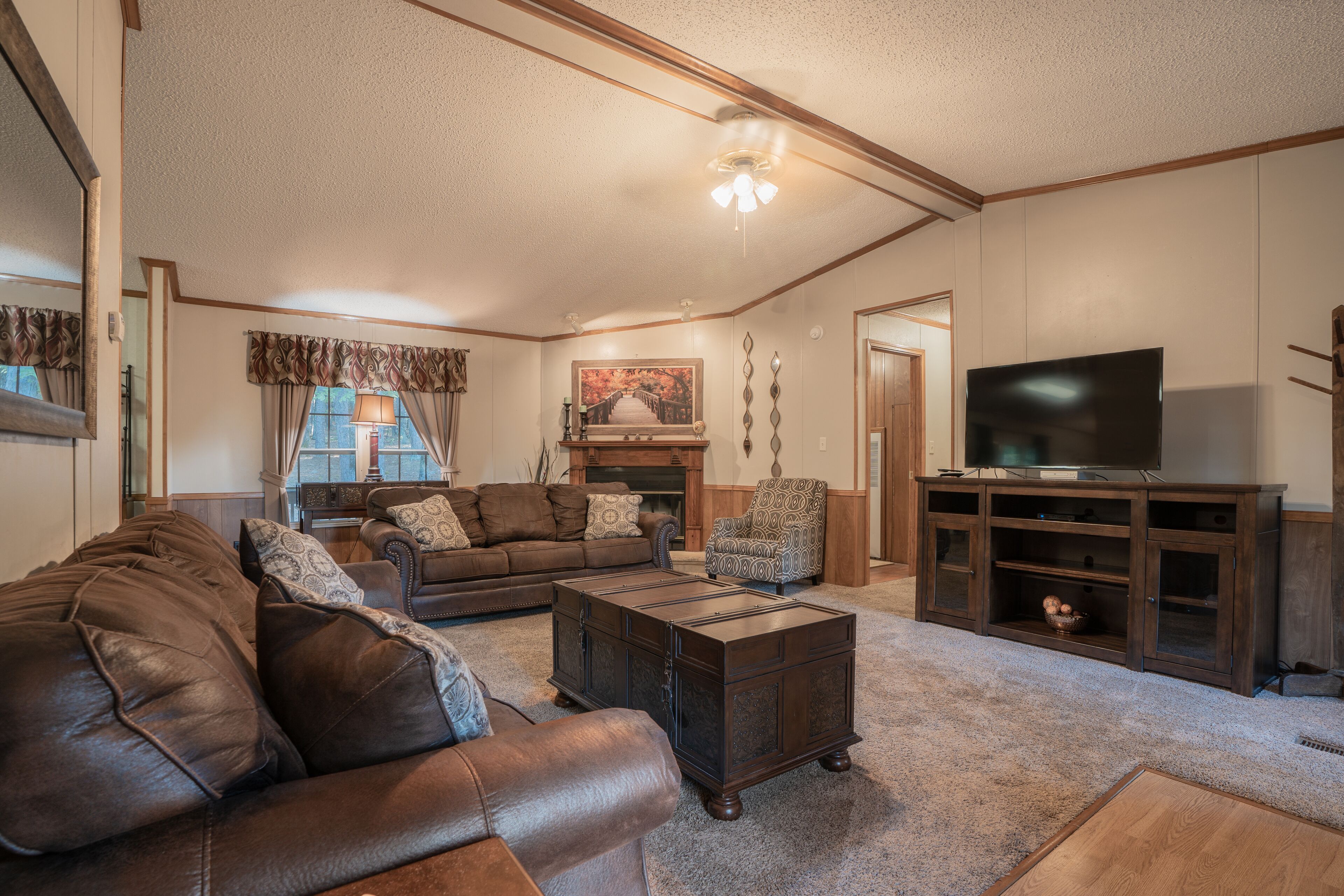 Cabin K, Beautiful 3 bedroom Cabin On Lake Ouachita!