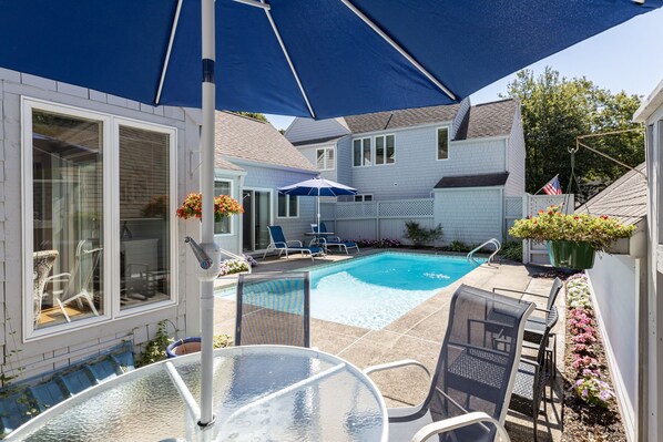 Et oppvarmet basseng