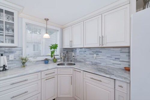 Pool Villas- 2 bedrooms, 2 baths, sleeps 4, heated pool, gas fireplace, grill