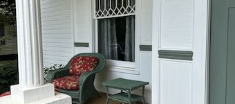 2nd Street Retreat