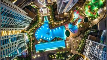 Piscine extérieure, piscine chauffée