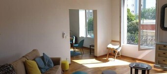 Cozy detached house 1 km from Paris