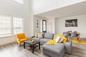 Smart TV y monitor de computadora 