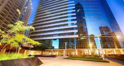 Flat Particular Vision