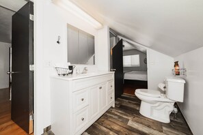Bathtub, hair dryer