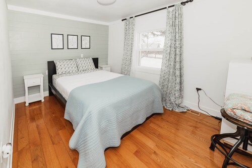 DMR Ranch House | 3-Levels | Max Capacity 12