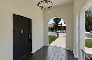 Property grounds - Gorgeous Spanish Villa (Los Angeles)