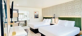 La Casa Inn