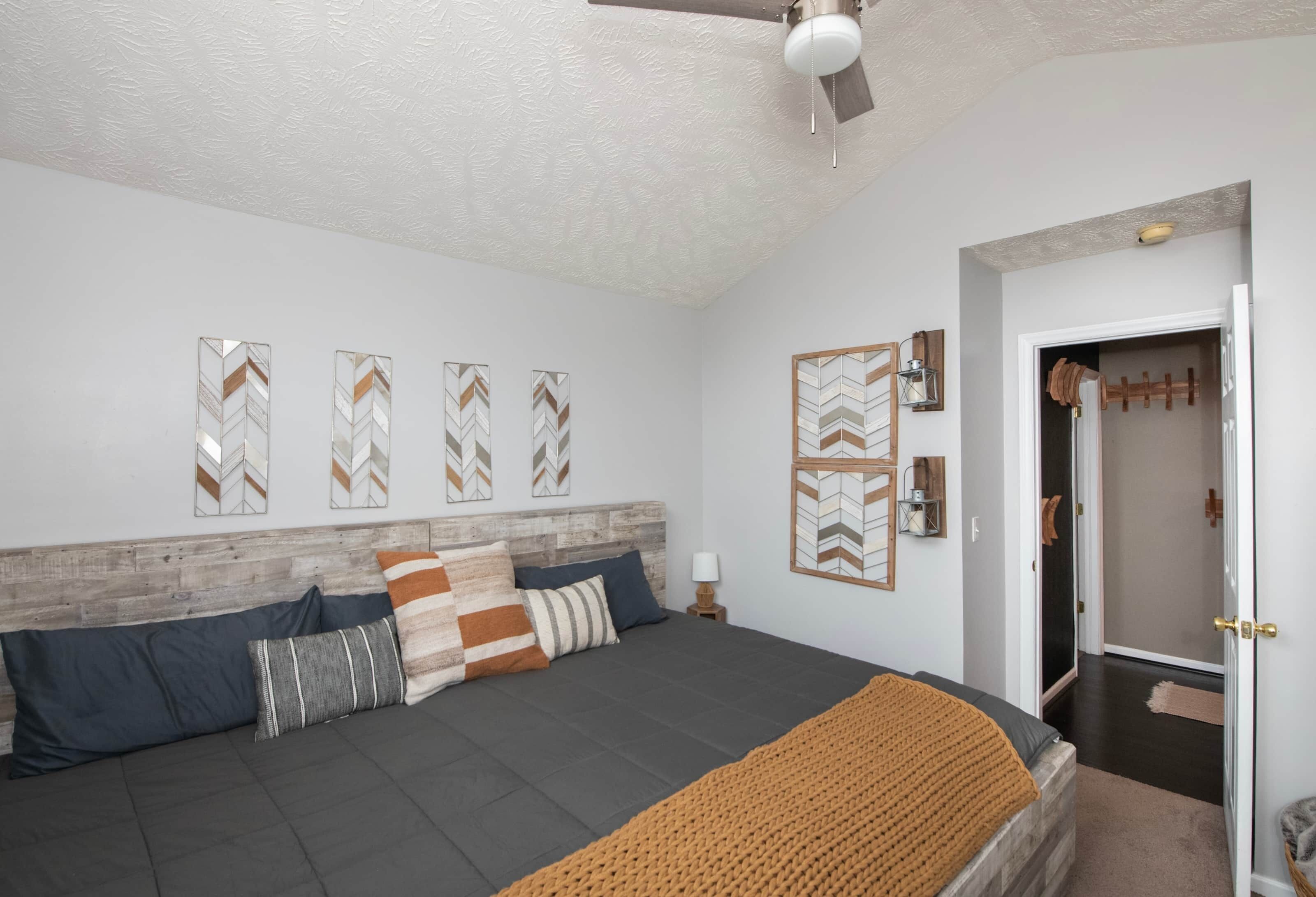 3 soverom, strykejern/-brett, wi-fi og sengetøy