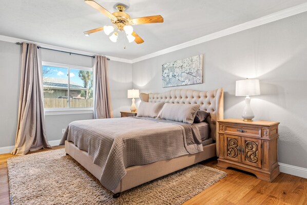 3 bedrooms, in-room safe, free WiFi, bed sheets