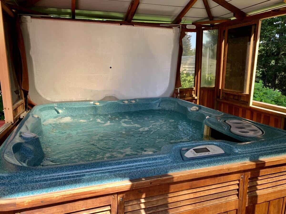 室內 SPA 浴池