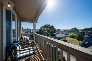 聯排別墅, 1 張加大雙人床和 1 張沙發床 (Shell Cottage) | 陽台