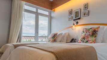 Basic Double or Twin Room | Minibar, desk, laptop workspace, blackout curtains